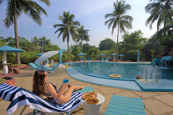 Paradise Village Beach Resort Calangute Esterno foto