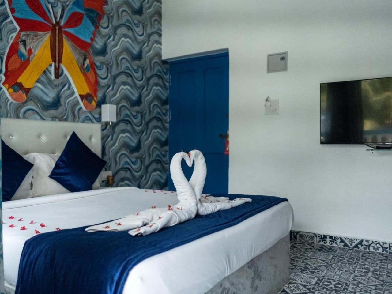 Paradise Village Beach Resort Calangute Esterno foto