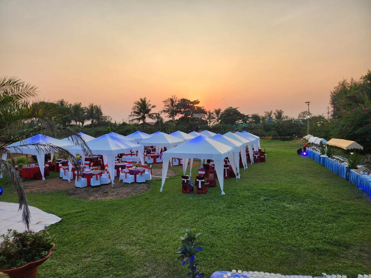 Paradise Village Beach Resort Calangute Esterno foto